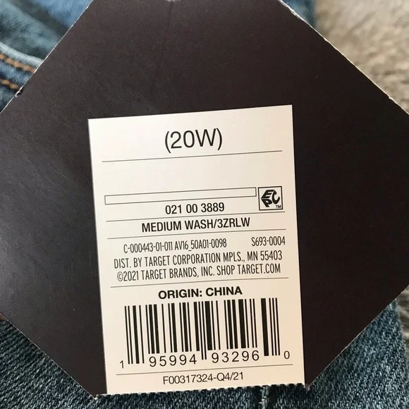 NWT Ava & Viv Jean Shorts - Picture 11 of 11